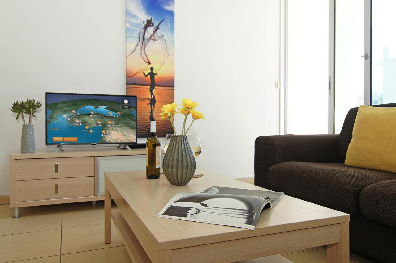 Calypso - Coralli Beachfront Apartment Protaras Exterior foto