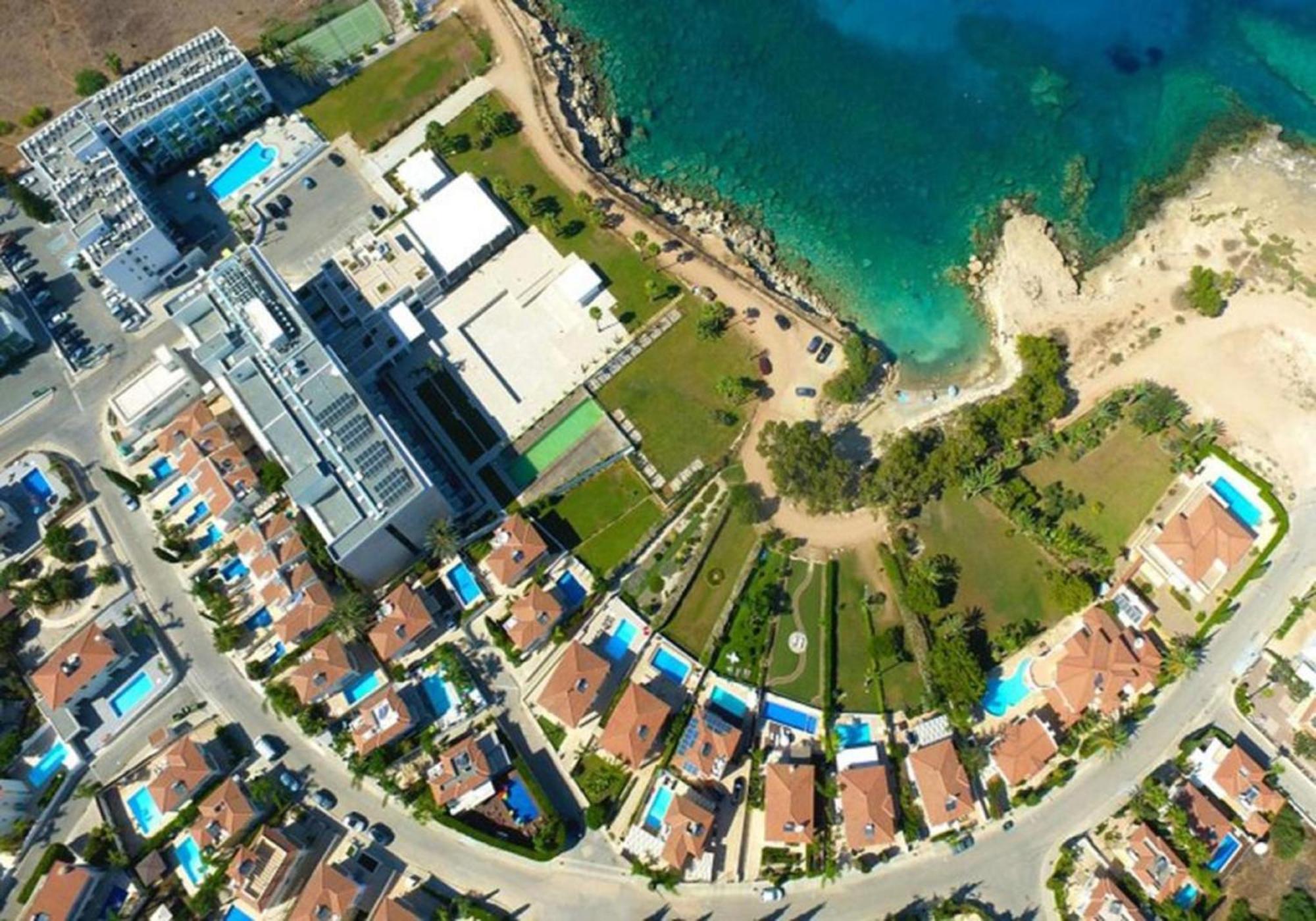 Calypso - Coralli Beachfront Apartment Protaras Exterior foto